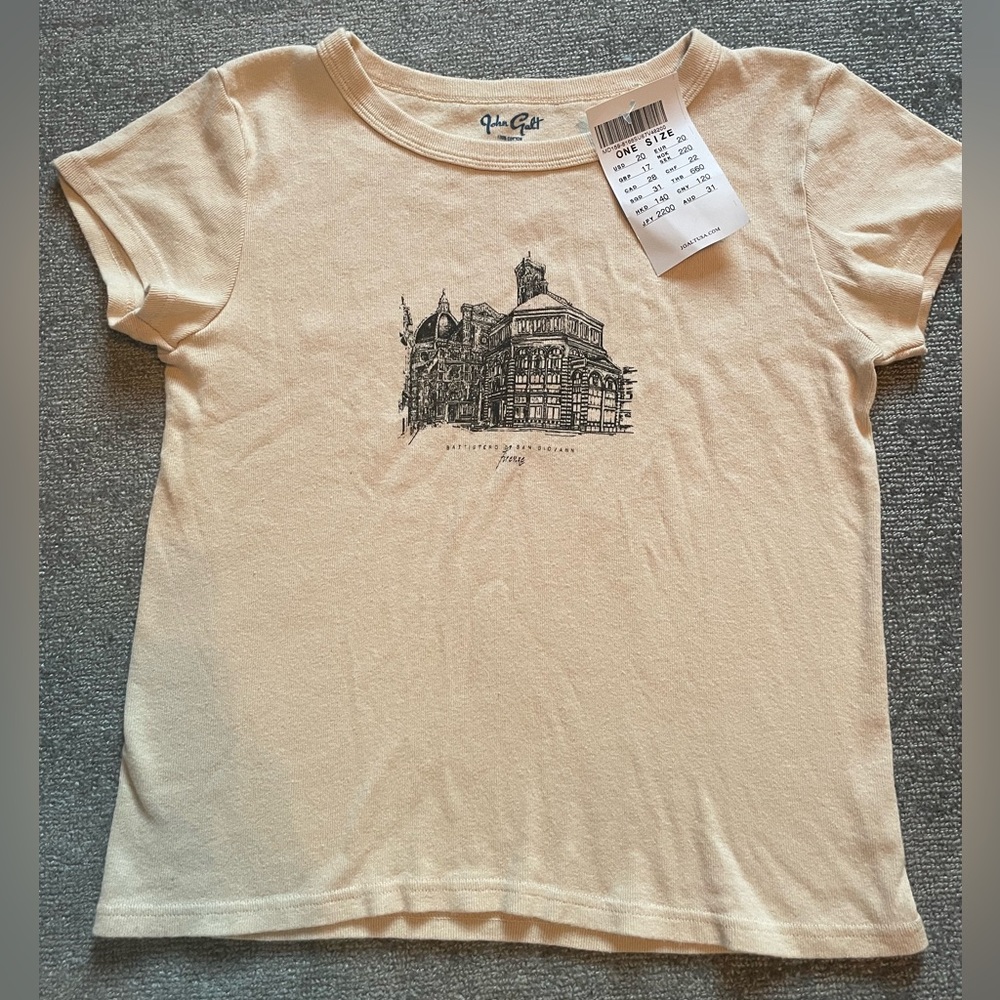 Brandy Melville Italy cream tshirt S/M